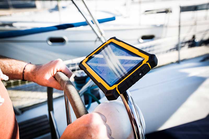 Waterproof rugged tablet